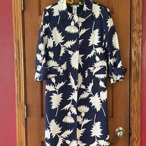 Isaac Mizrahi Navy Blue and White spring/summer coat size S